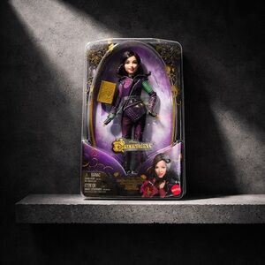 Disney Descendants Mal Isle of the Lost Doll